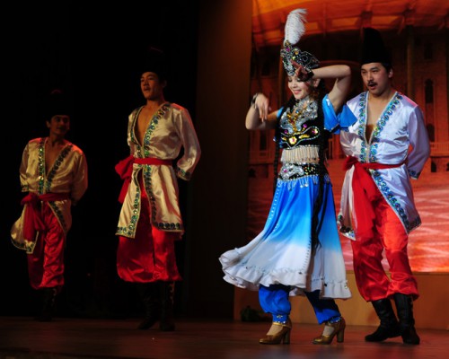 维吾尔族自娱性舞蹈