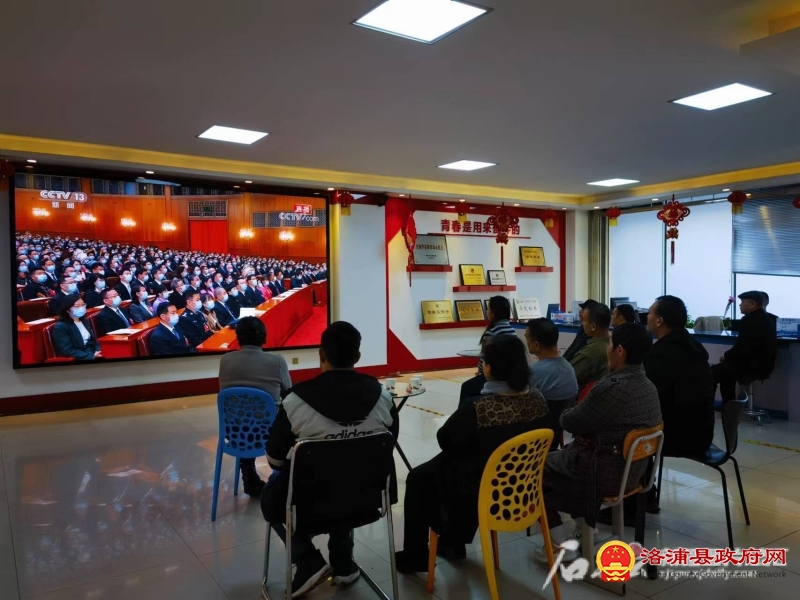 紧跟伟大复兴领路人 奋力建设美好新疆——习近平当选国家主席中央军委主席鼓舞和激励新疆各族人民奋进新征程