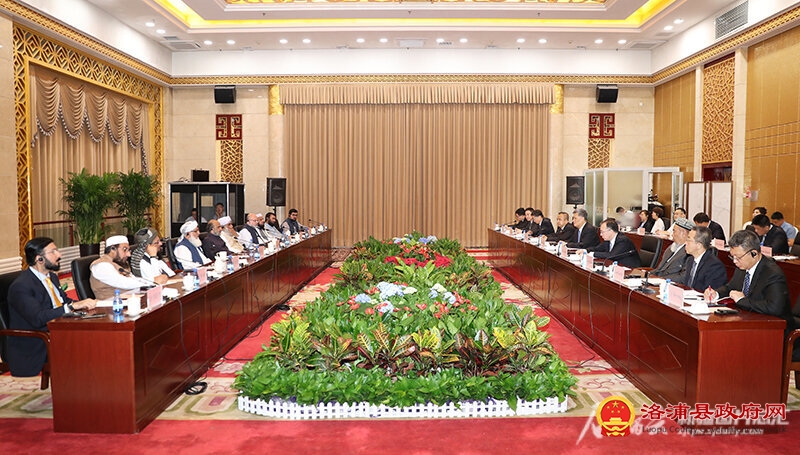 马兴瑞艾尔肯·吐尼亚孜会见巴基斯坦宗教人士代表团一行